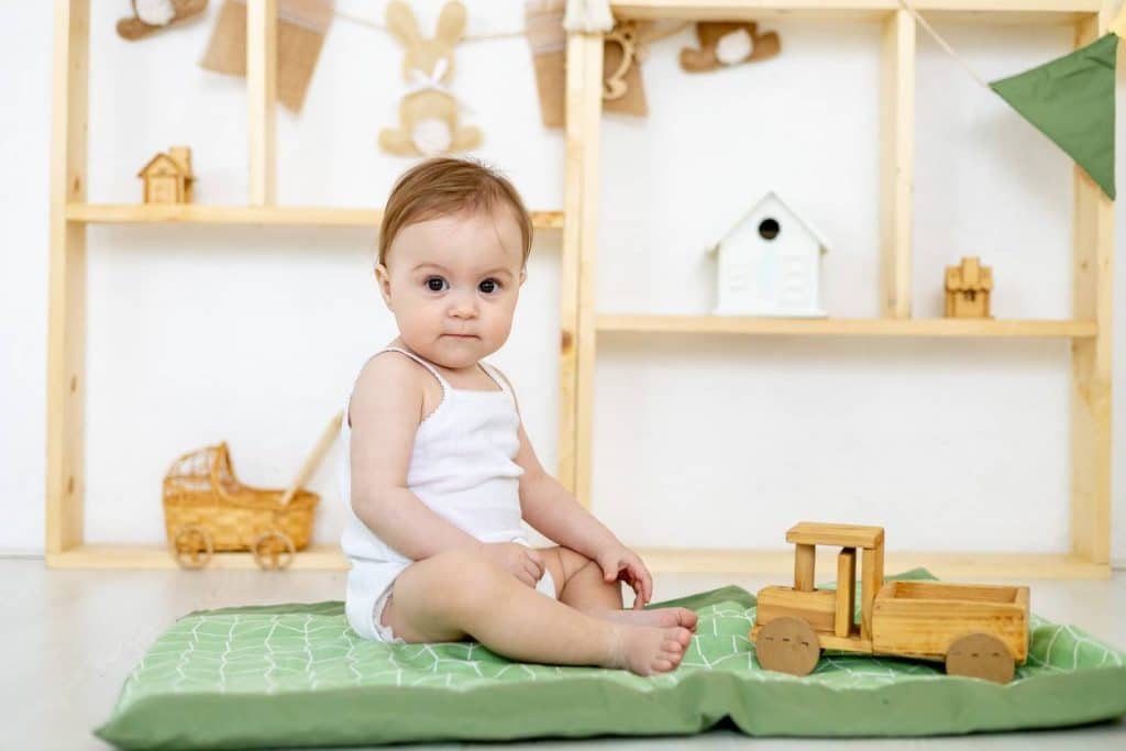 Pourquoi privilégier le bois pour les affaires de bébé ?