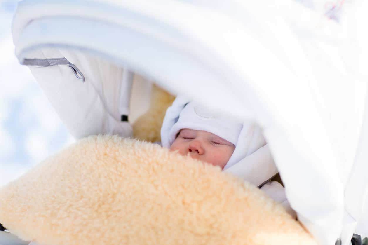 accessoires bébé, gigoteuse