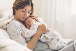 Comment mettre en place le rituel du coucher pour bébé ?
