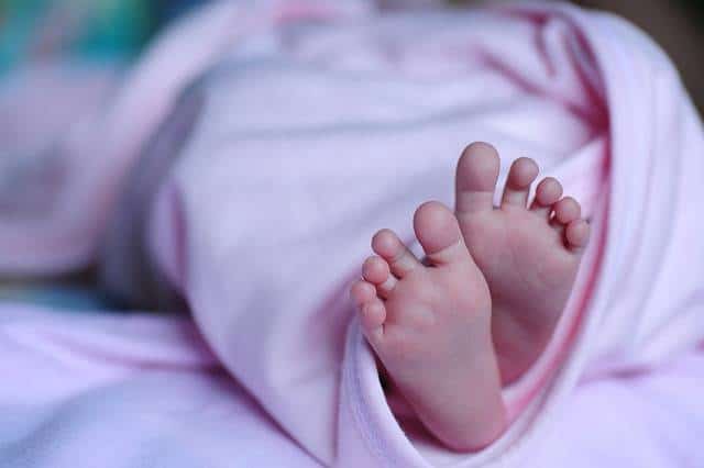 Babyphone audio ou caméra vidéo : lequel sélectionner pour bébé