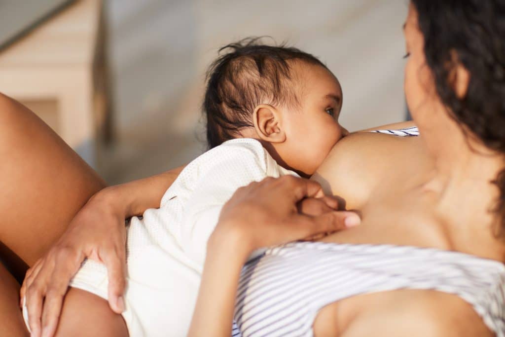 Quand est-ce que le lait mature prend le relai du colostrum ? 