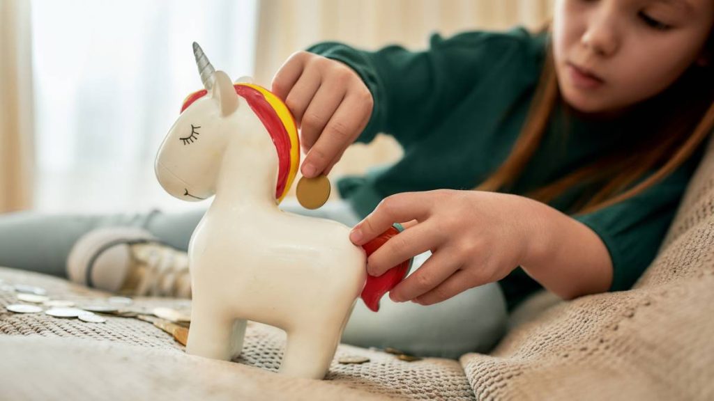Tirelire personnalisée pour enfant : un cadeau éducatif durable