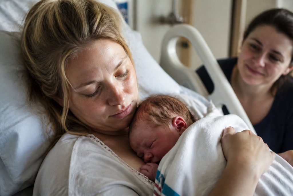 Vitamines post-partum : récupérer après l'accouchement