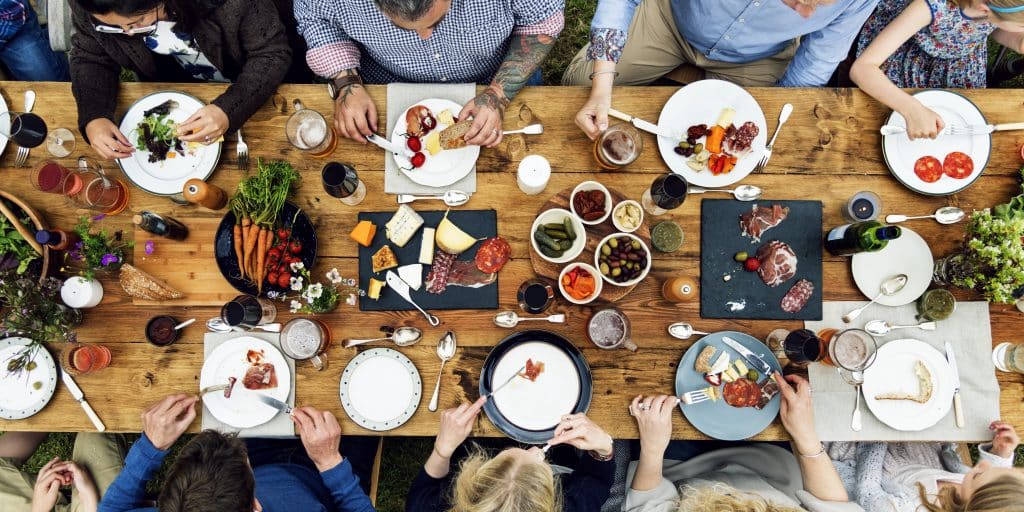 Quelle dimension pour une table de salle à manger familiale ?