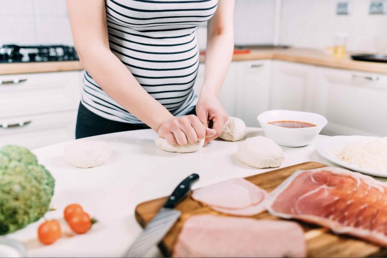 femme enceinte charcuterie