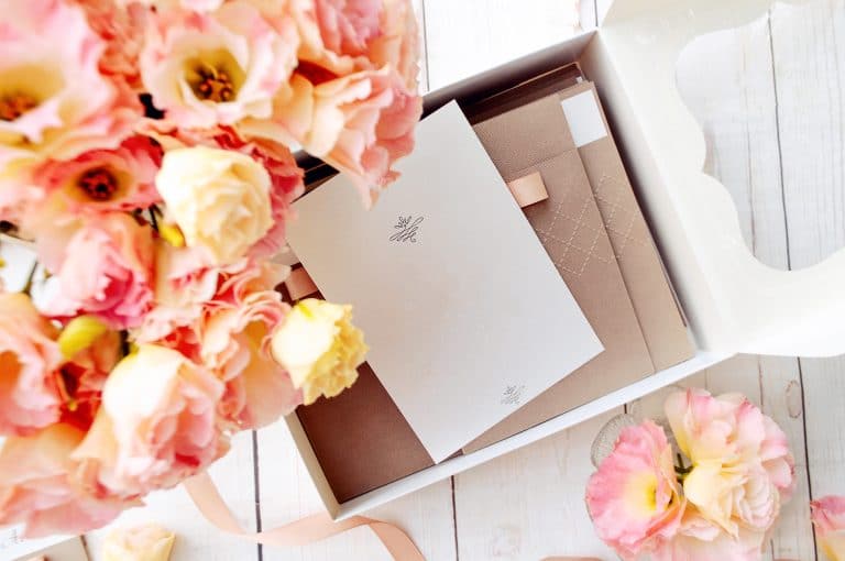 envoi de faire part de naissance quand et comment s'y prendre