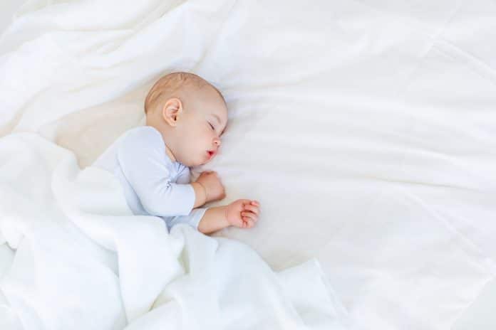 Comment mettre en place le rituel du coucher pour bébé ? - Nourrisson