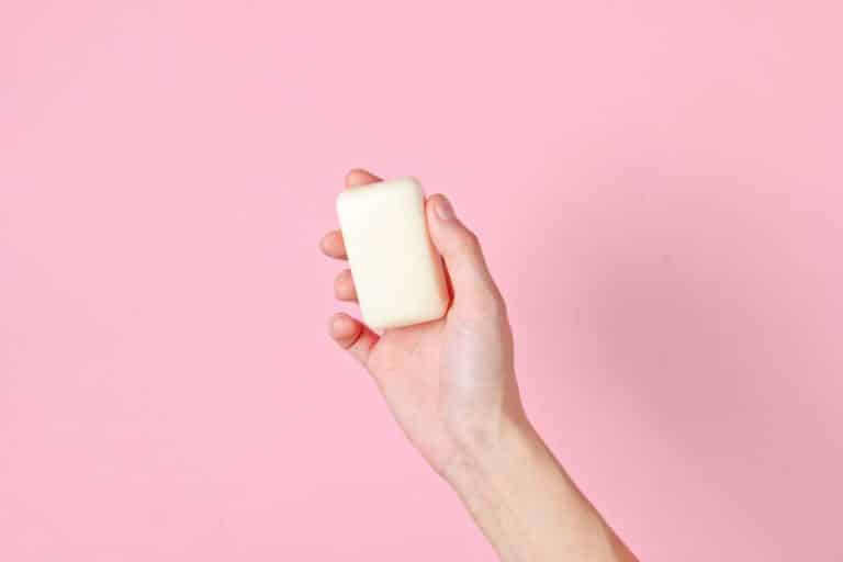 3 produits seulement pour vos soins du corps - Savon