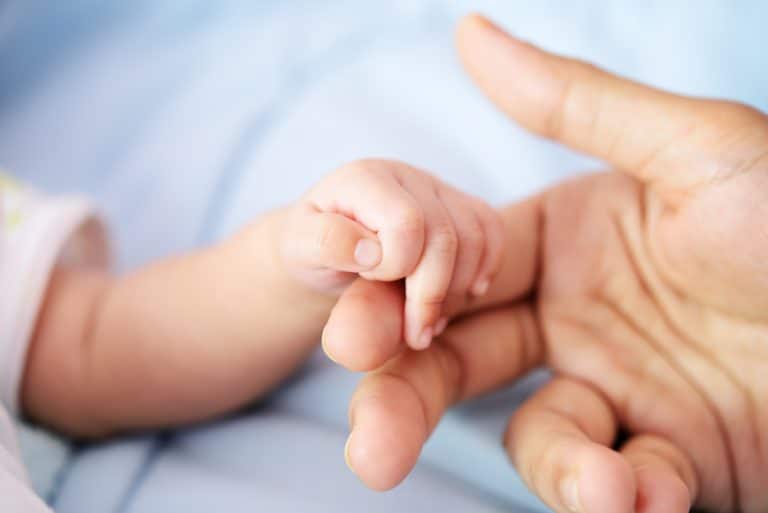 Que faut-il mettre sur son faire-part de naissance ?