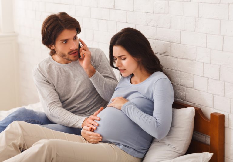 Faux travail pendant la grossesse : tout comprendre