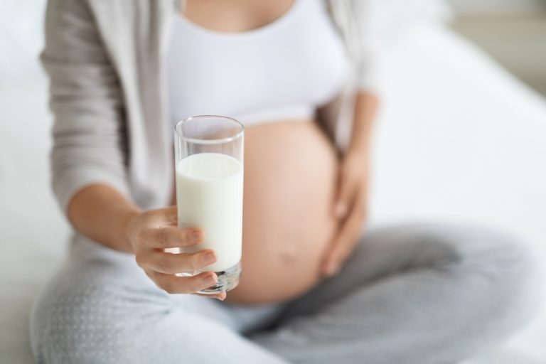 Peut-on consommer du lait écrémé enceinte?