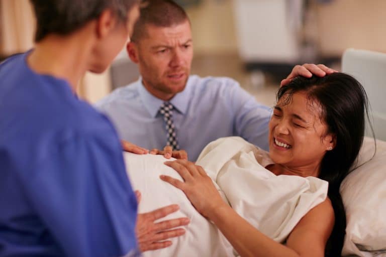 Tout savoir sur la descente de bébé dans le bassin pendant l&rsquo;accouchement