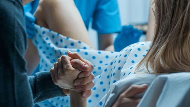 Accouchement en clinique privée : avantages et inconvénients