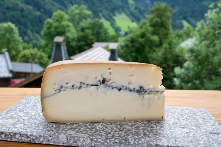 Morbier et grossesse : ce fromage est-il autorisé ?