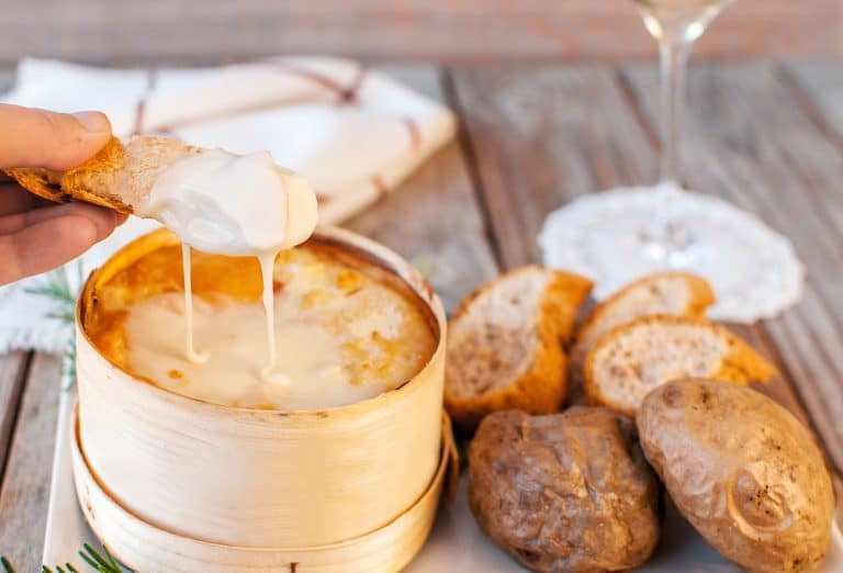 Peut-on manger du mont d&rsquo;or enceinte ?